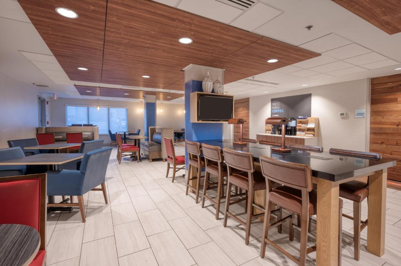Holiday Inn Express Radcliff Fort Knox By Ihg Zewnętrze zdjęcie