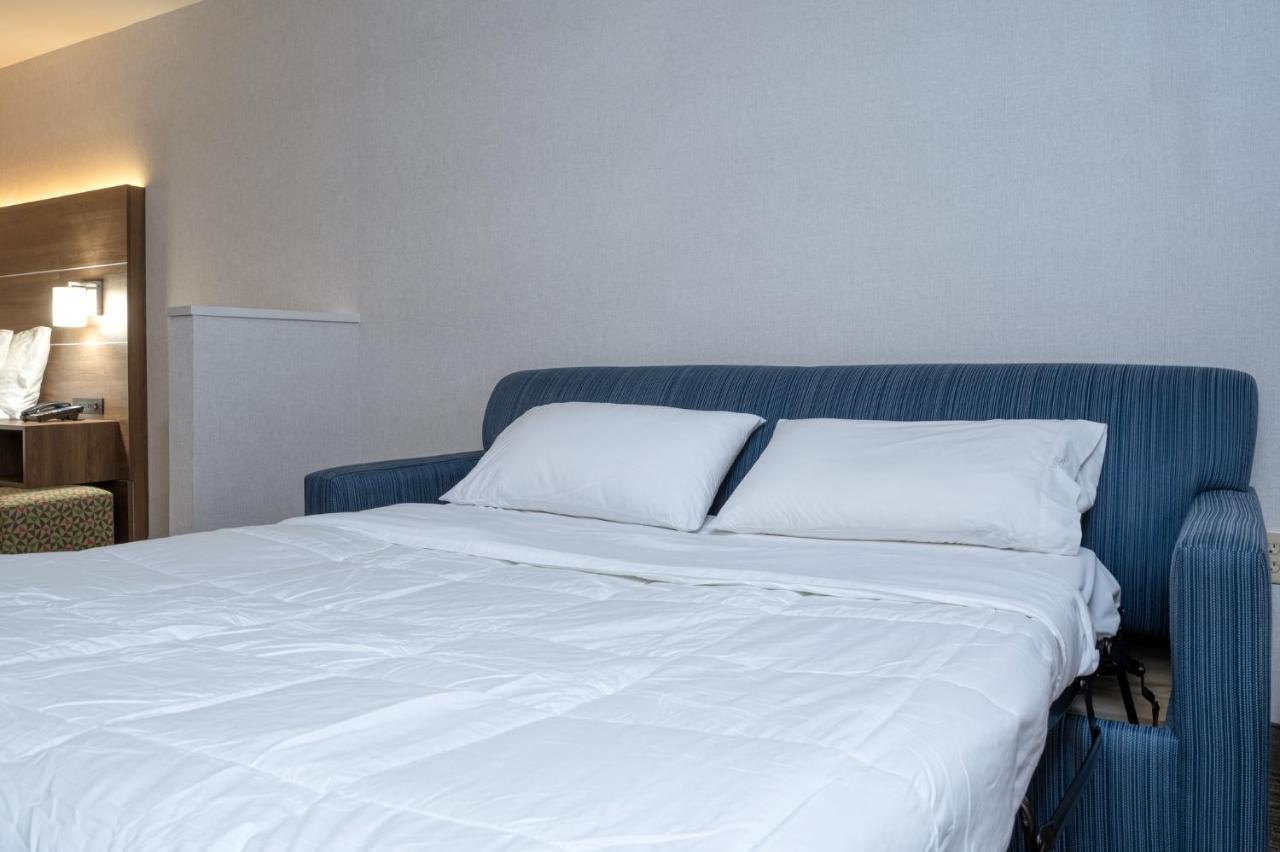 Holiday Inn Express Radcliff Fort Knox By Ihg Zewnętrze zdjęcie